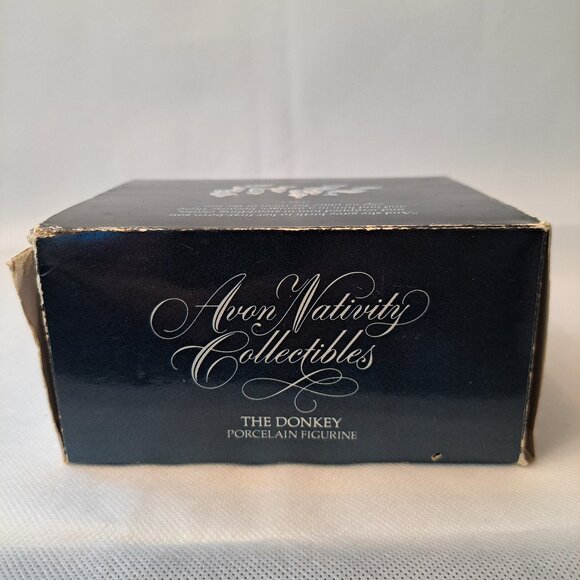 Avon Nativity Collectibles Donkey White Bisque Porcelain Figurine Vintag… - Picture 8 of 12